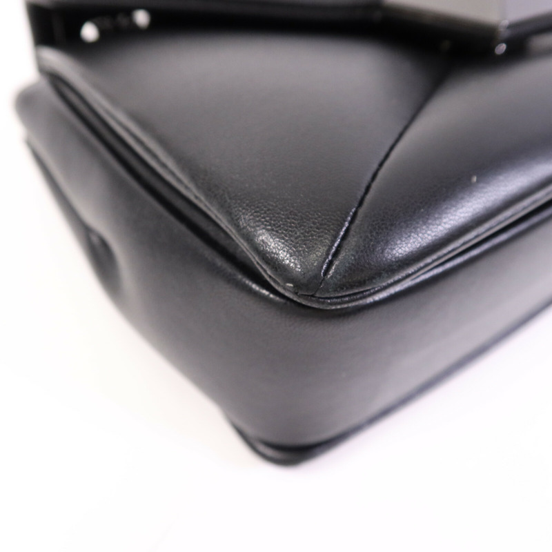 Valentino 羊皮皮革Garavani One Stud銀扣鏈帶肩背袋-9