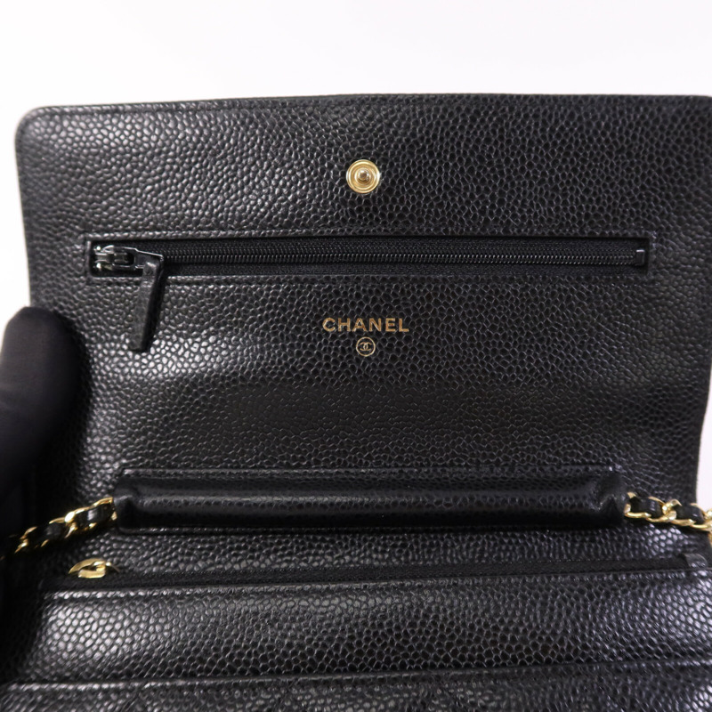 CHANEL 牛皮皮革WOC Wallet On Chain金扣鏈帶肩背袋-16