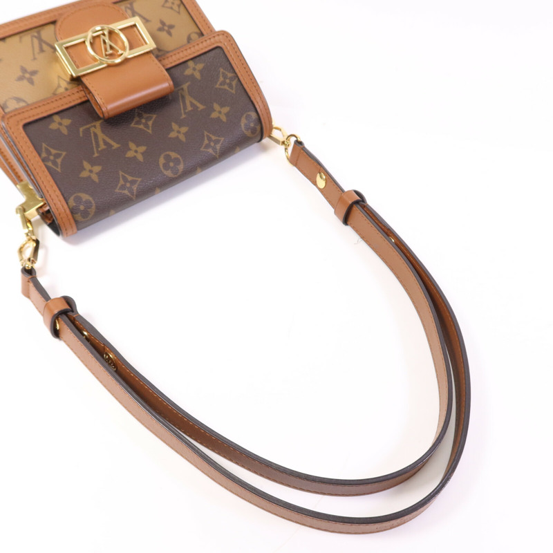 LOUIS VUITTON Monogram Reverse Mini Dauphine金扣肩背袋-8