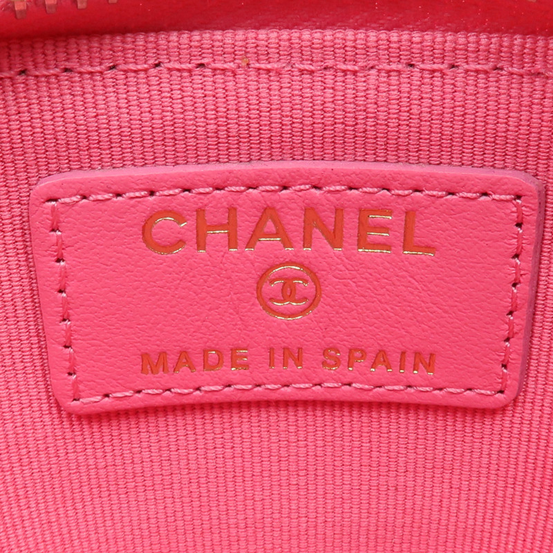 CHANEL 羊皮皮革Card Case金扣卡片套-14