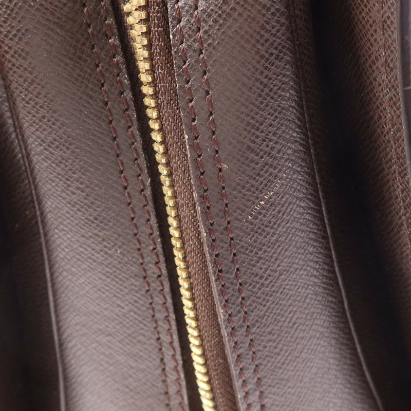 LOUIS VUITTON Damier Triana金扣手挽袋-17