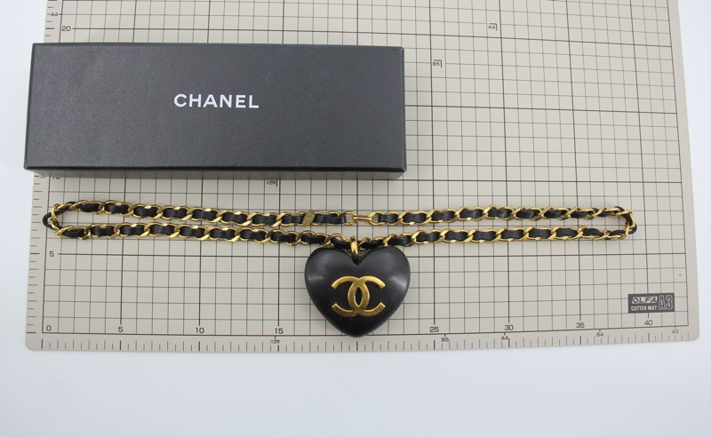 Chanel Vintage 91 Wooden Heart CC & Leather Chain Necklace-16