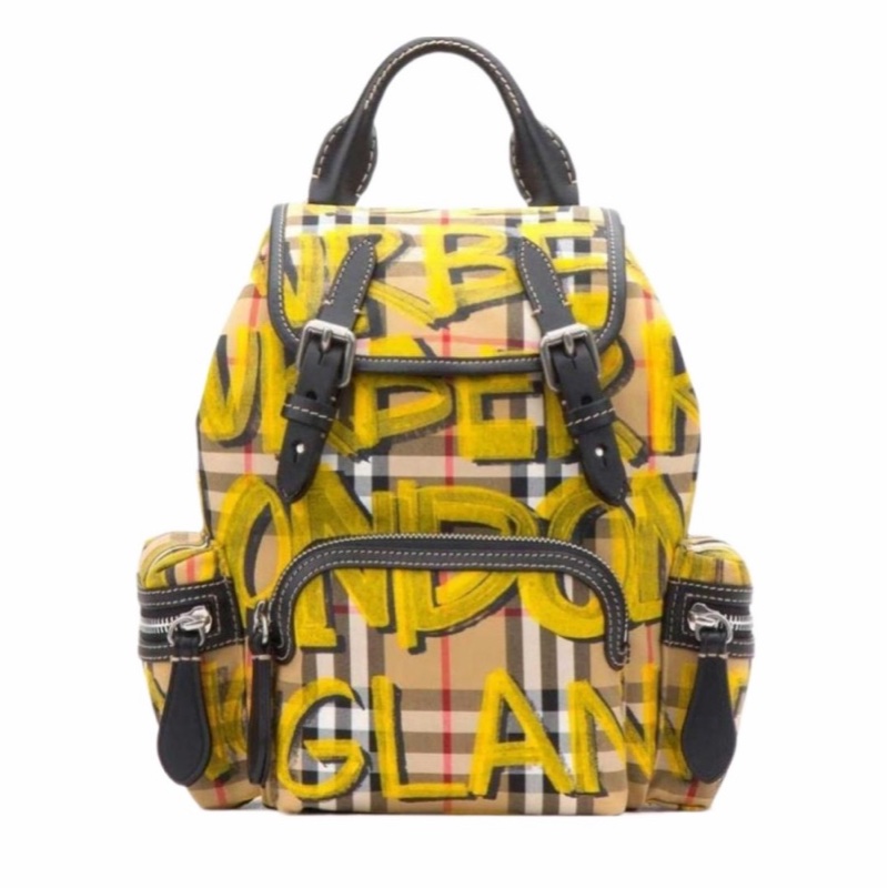 Burberry 女士 經典格紋塗鴉雙肩背包均碼碼常規、16 X 10 X 26  CM-0