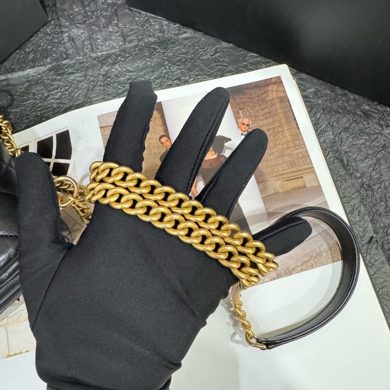 香奈兒/Chanel 珍珠金扣方胖子 黑色菱格羊皮珍珠斜背包-8