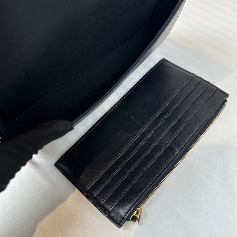 芬迪/Fendi WOC 黑色牛皮金扣鏈條斜背包 21x5x11cm21x5x11cm-7