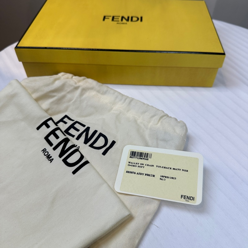 芬迪/Fendi WOC 黑色牛皮金扣鏈條斜背包 21x5x11cm21x5x11cm-9