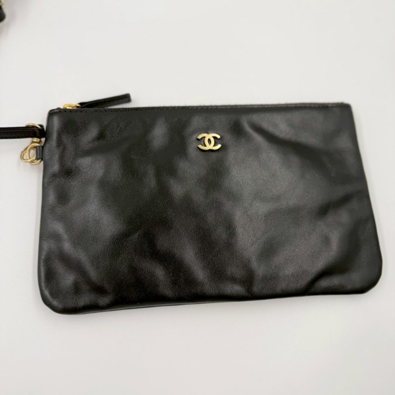 CHANEL黑色中號白字金鍊22包/AS3261-6