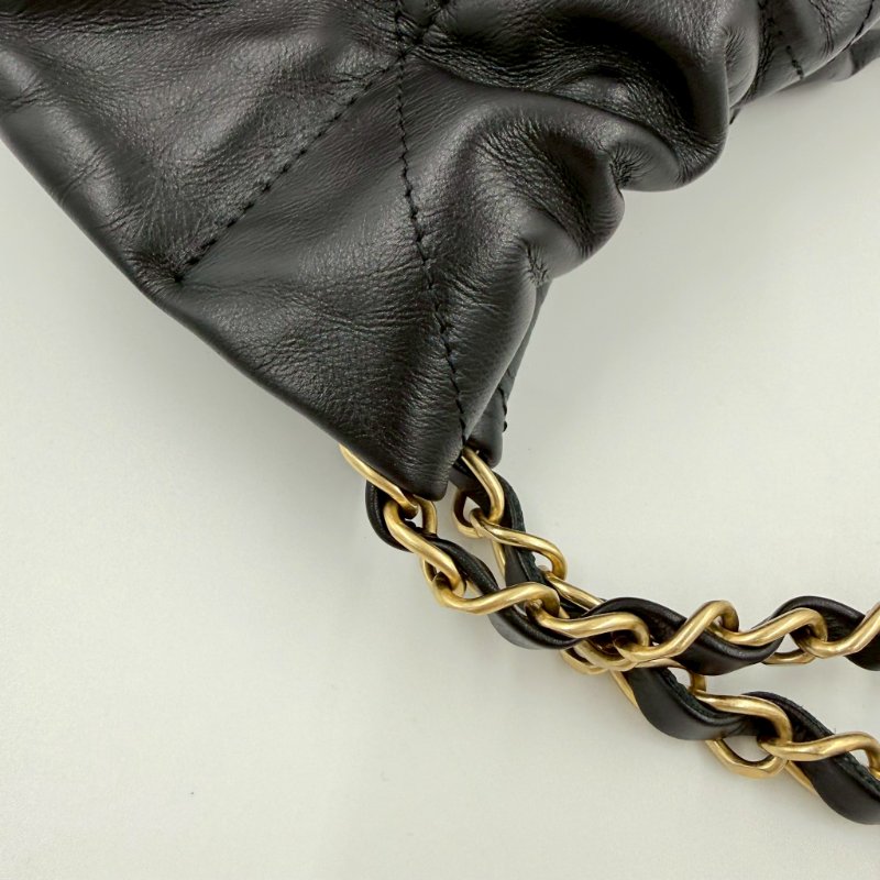 CHANEL黑色中號白字金鍊22包/AS3261-15