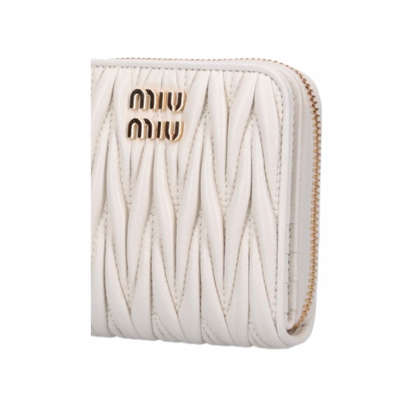 Miu Miu 女士 凸紋錢包均碼碼10.5cm*9.5cm-1