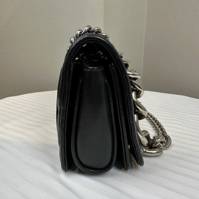 Miu Miu 黑色褶皺羊皮銀扣鏈條單肩斜背包20.5x7.5x14cm-3