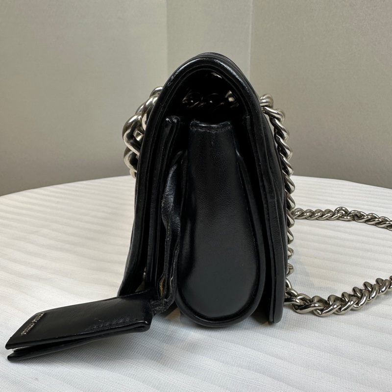 Miu Miu 黑色褶皺羊皮銀扣鏈條單肩斜背包20.5x7.5x14cm-4