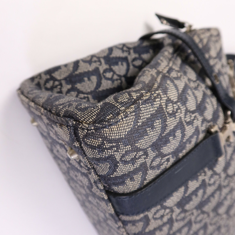 Dior 帆布Trotter銀扣肩背袋-9