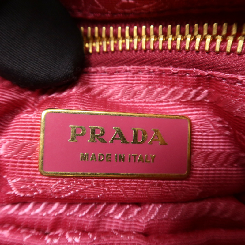 PRADA 尼龍Shoulder Bag金扣肩背袋-5