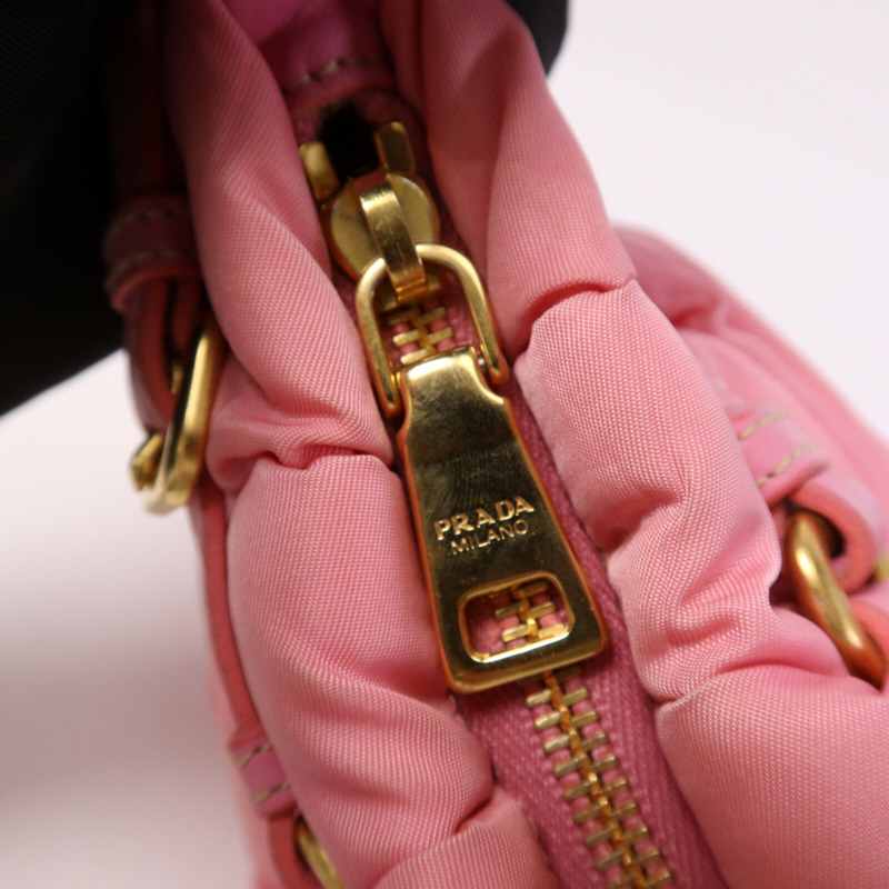 PRADA 尼龍Shoulder Bag金扣肩背袋-6