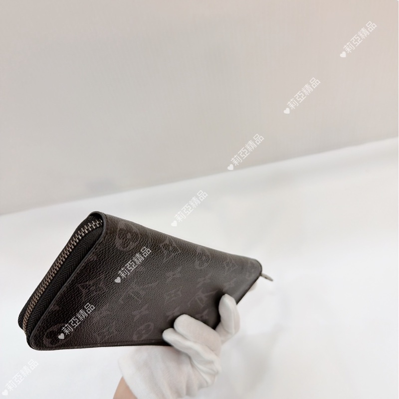 莉亞精品♡ Lv M62295 ㄇ拉對開長夾 二手-9