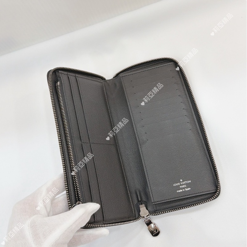 莉亞精品♡ Lv M62295 ㄇ拉對開長夾 二手-11