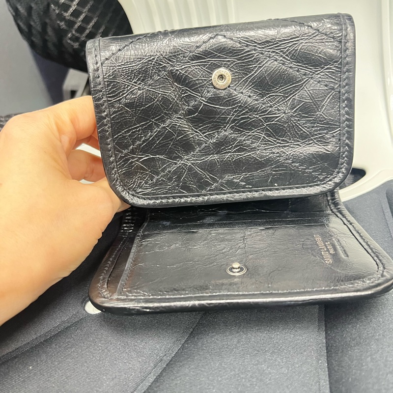 YSL聖羅蘭Saint Laurent Niki黑色揉製牛皮三折短夾#男女適用#-8