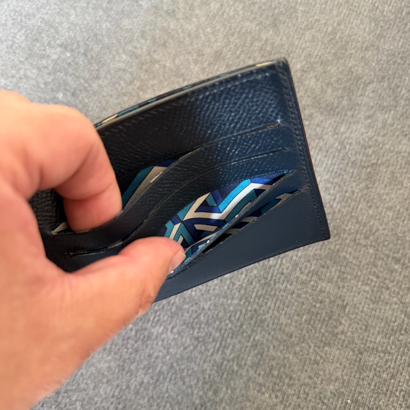 Hermès黑色牛皮絲巾短夾-3