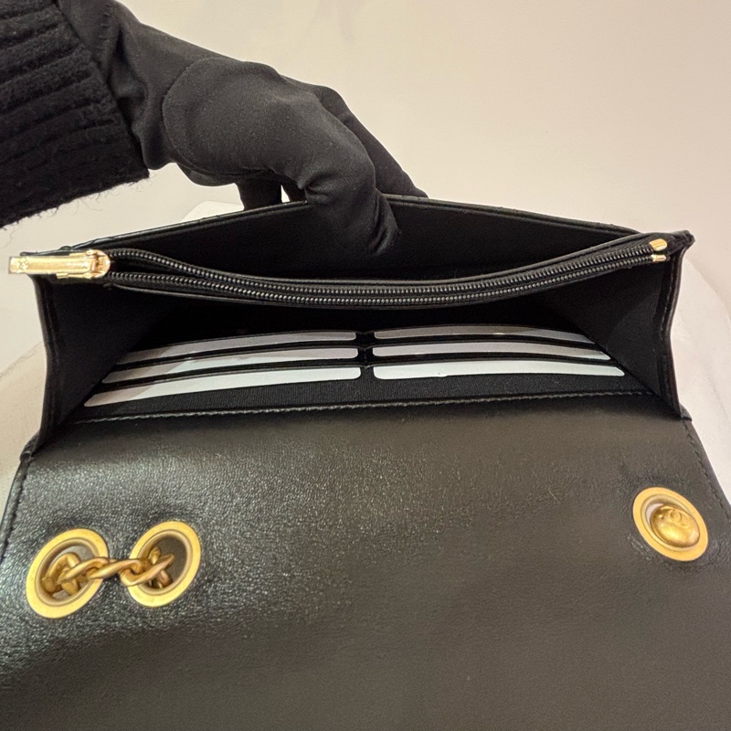 Chanel黑羊皮金鏈長調節釦WOC-9