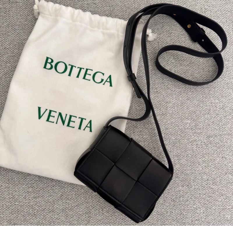 BV Bottega Veneta Cassette 黑色 奶茶色 6格包 小廢包 小包-0