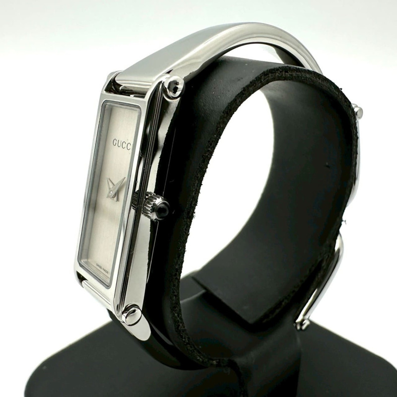 GUCCI 1500L 石英手鐲腕錶，香檳銀色不鏽鋼錶殼，女士款-1