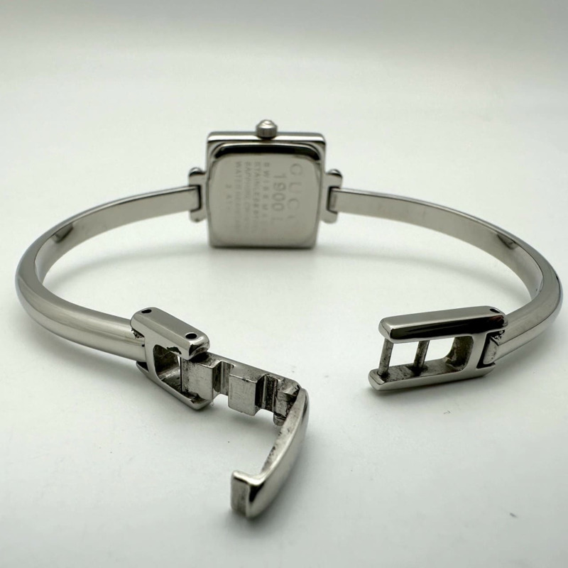 GUCCI 1900L 手鐲式腕錶，石英機芯，不鏽鋼錶殼，黑色，女士款-5