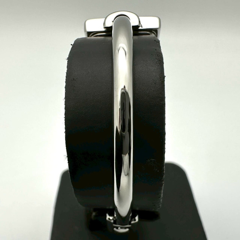 GUCCI 1900L 手鐲式腕錶，石英機芯，不鏽鋼錶殼，黑色，女士款-6