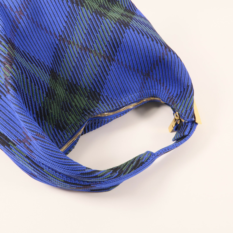 BURBERRY 帆布Peg Duffle Bag Medium金扣肩背袋-8