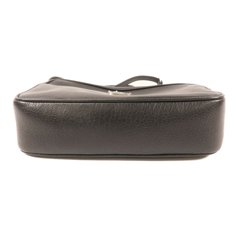 SAINT LAURENT 牛皮皮革Lou Camera Bag銀扣肩背袋-5