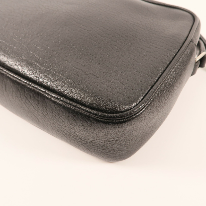 SAINT LAURENT 牛皮皮革Lou Camera Bag銀扣肩背袋-8