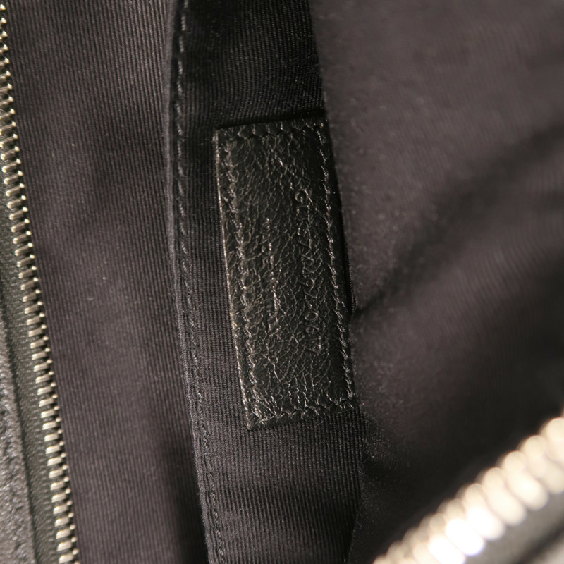 SAINT LAURENT 牛皮皮革Lou Camera Bag銀扣肩背袋-14