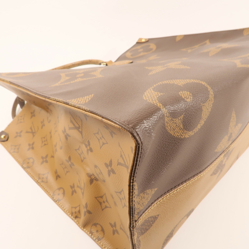 LOUIS VUITTON Monogram Giant OnTheGo GM金扣手挽肩背兩用袋-6