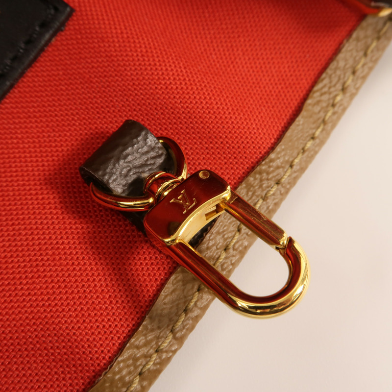 LOUIS VUITTON Monogram Giant OnTheGo GM金扣手挽肩背兩用袋-10