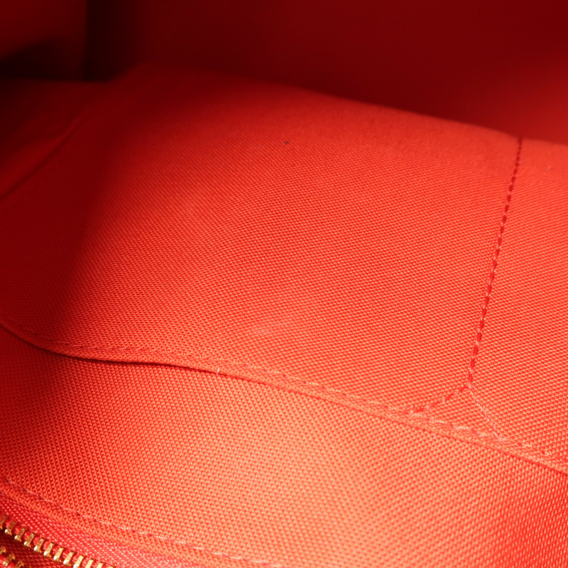 LOUIS VUITTON Monogram Giant OnTheGo GM金扣手挽肩背兩用袋-13