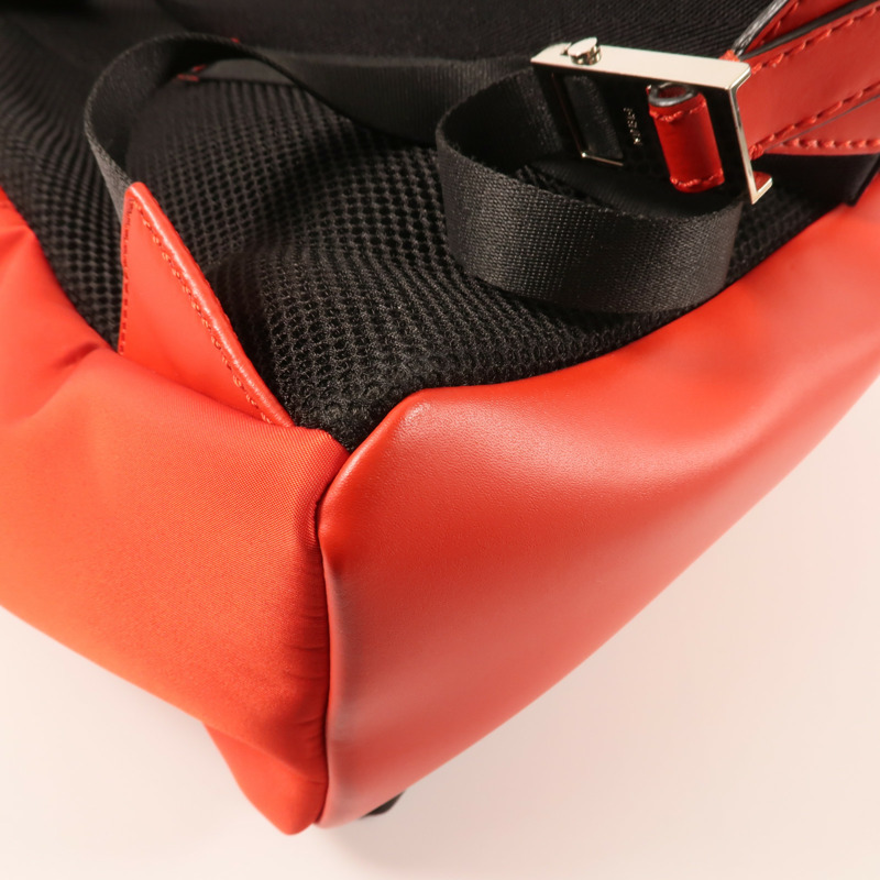 FENDI 牛皮皮革Backpack銀扣背包-8