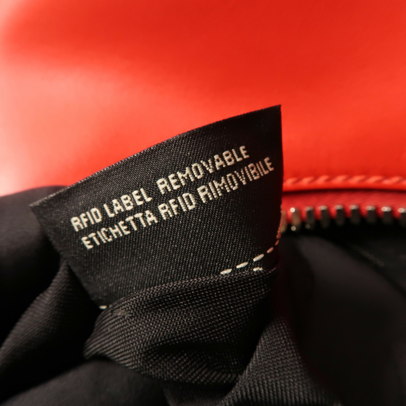 FENDI 牛皮皮革Backpack銀扣背包-12