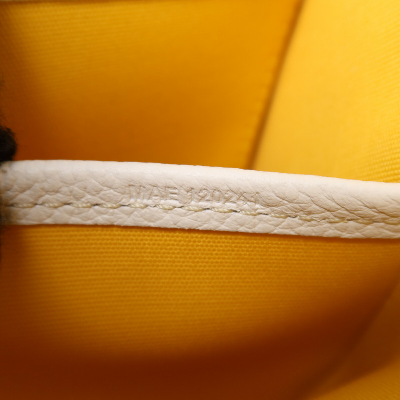 GOYARD 牛皮皮革Belvedere PM銀扣肩背袋-6