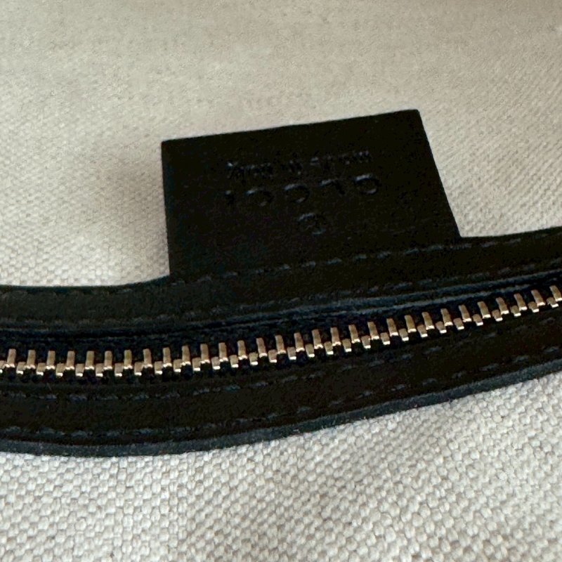 🎉全黑質感低調 GUCCI 黑色漆皮ALMA手提肩背斜背包-7