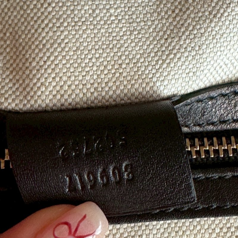 🎉全黑質感低調 GUCCI 黑色漆皮ALMA手提肩背斜背包-10