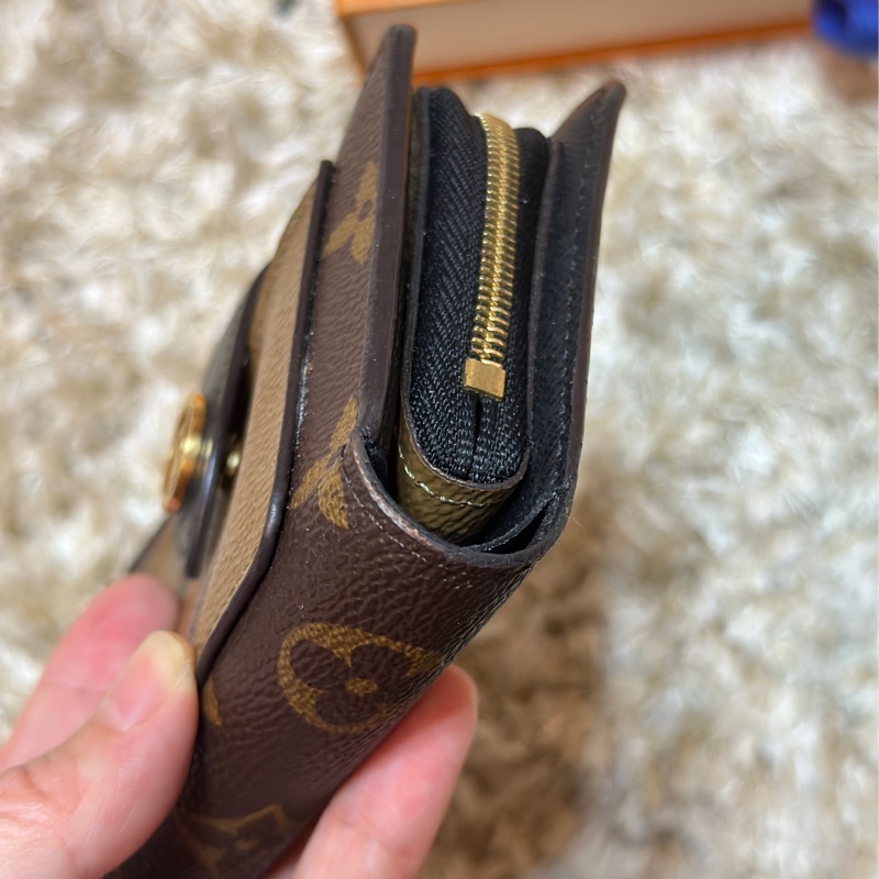 LV短夾-9
