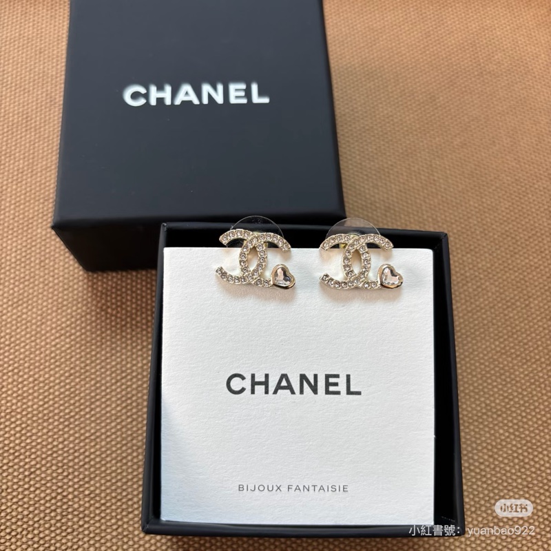 Chanel 全新🔥現貨 25p 愛心水鑽 耳針 (E02)-3