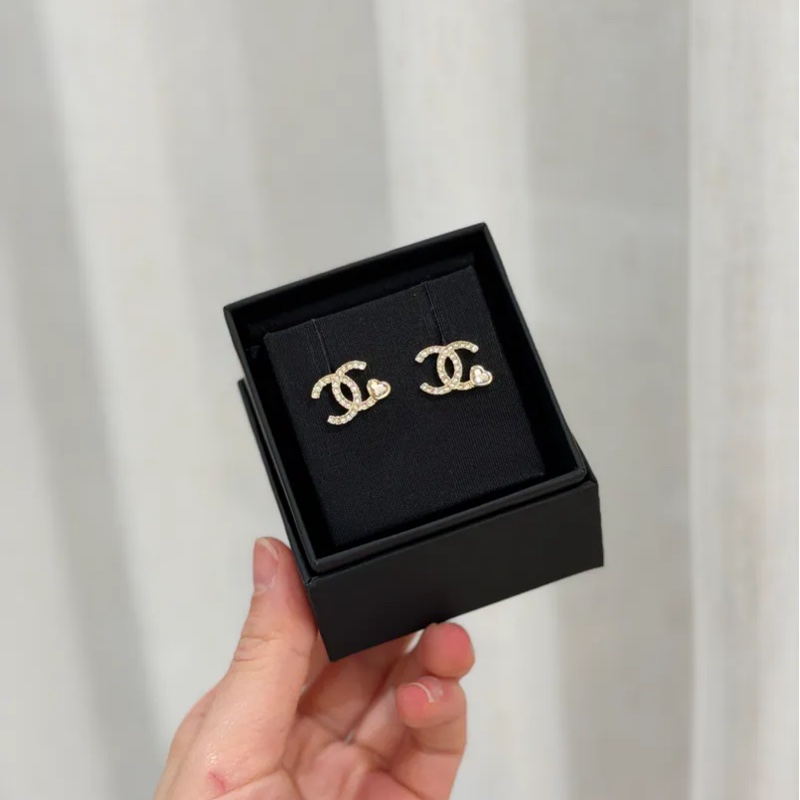 Chanel 全新🔥現貨 25p 愛心水鑽 耳針 (E02)-7
