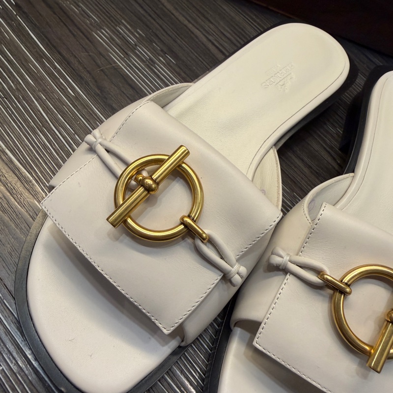 Hermes 白牛皮Isle Sandal涼鞋-1