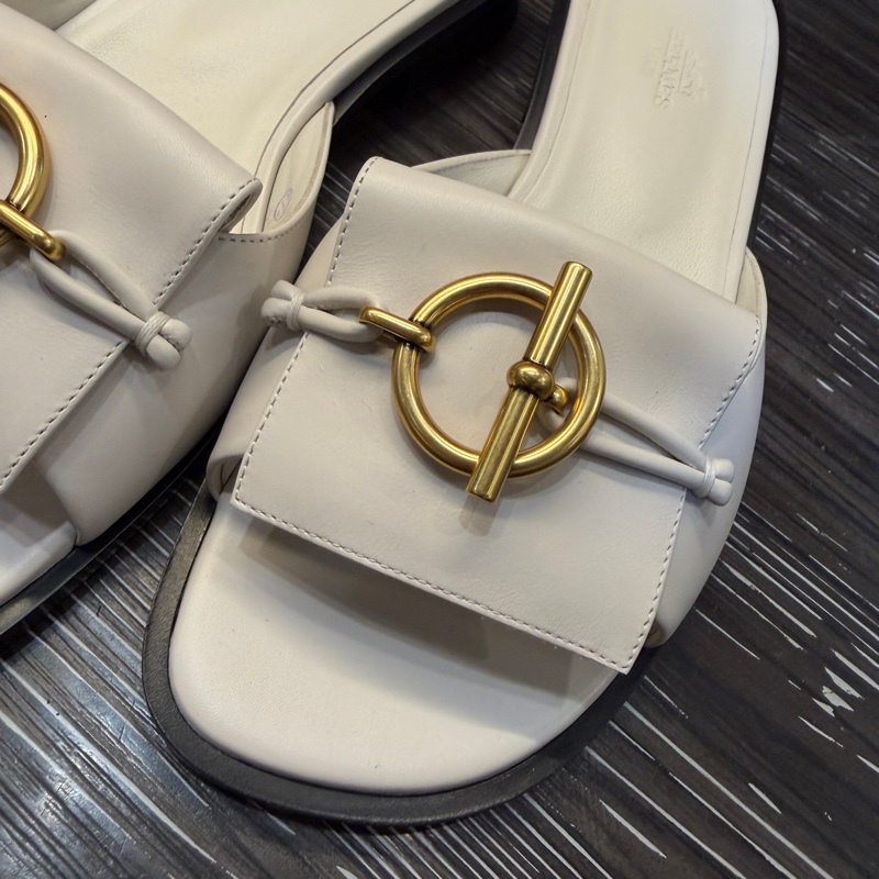 Hermes 白牛皮Isle Sandal涼鞋-2