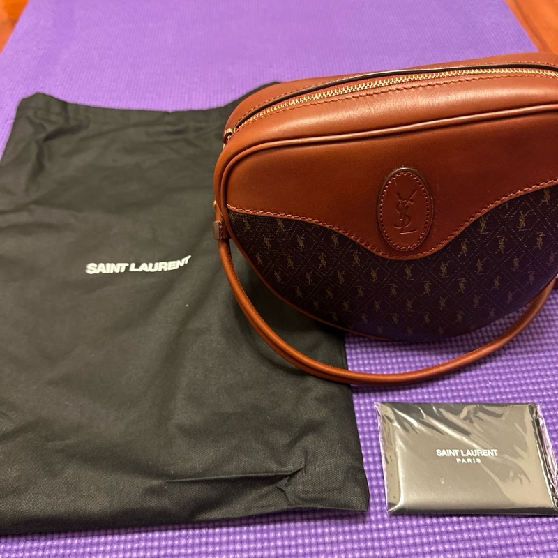YSL SAC MNG SAC COEUR-6