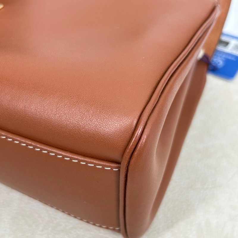 專櫃價3.9折！CELINE賽琳  附件肩帶 soft 16 可拆卸肩帶金扣旋轉鎖扣 光滑牛皮革 焦糖色單肩斜挎包-10