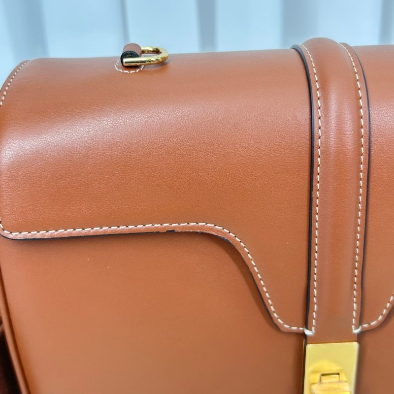 專櫃價3.9折！CELINE賽琳  附件肩帶 soft 16 可拆卸肩帶金扣旋轉鎖扣 光滑牛皮革 焦糖色單肩斜挎包-19