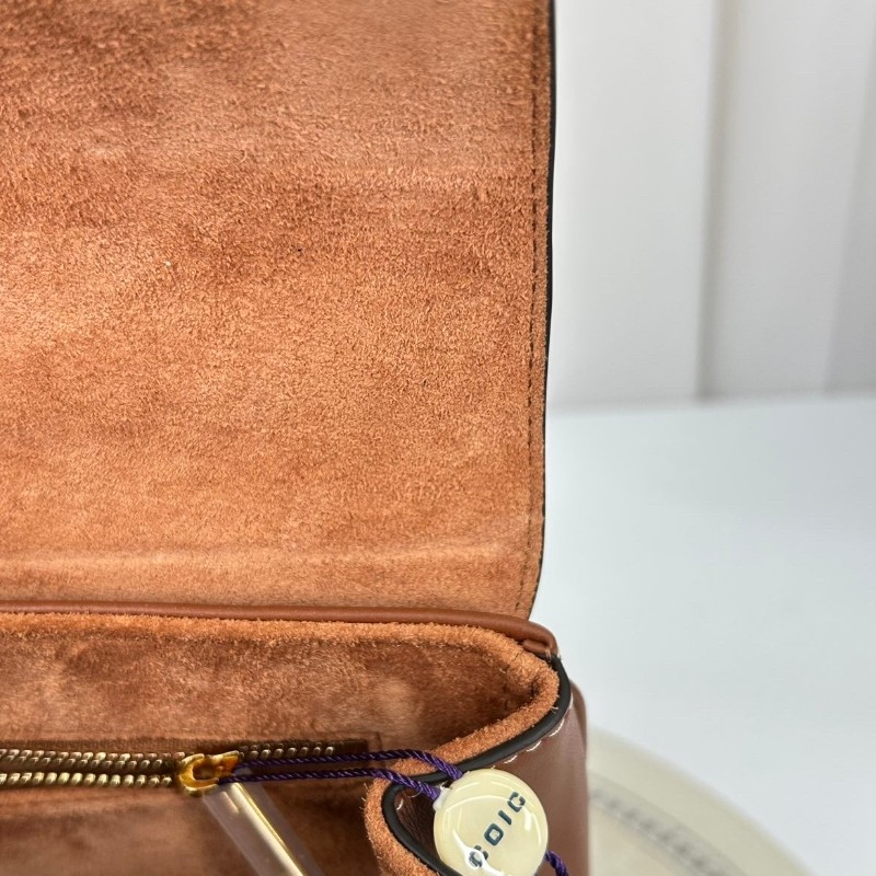 專櫃價3.9折！CELINE賽琳  附件肩帶 soft 16 可拆卸肩帶金扣旋轉鎖扣 光滑牛皮革 焦糖色單肩斜挎包-20