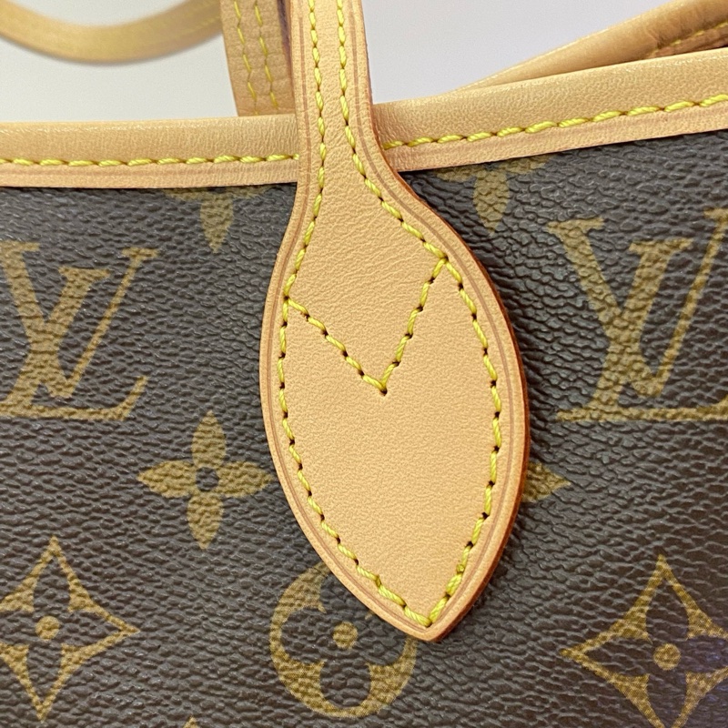 LV /路易威登neverfull中號老花紅里購物袋手提包尺寸31*28*11，-9