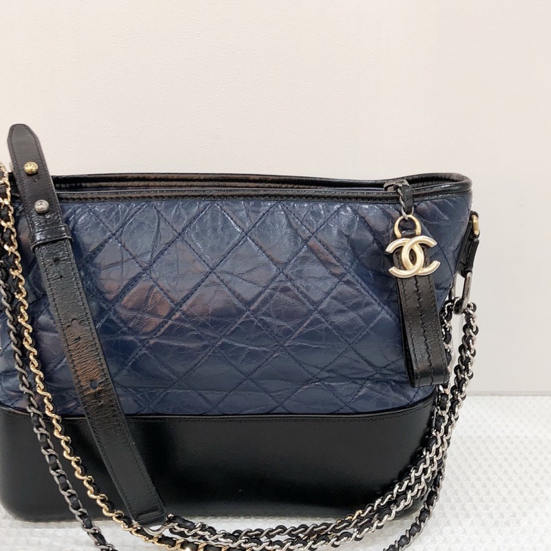 Chanel/香奈兒海軍藍拼黑復古小牛皮中號流浪包，尺寸28*10*23，-9